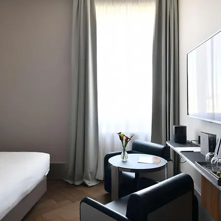 Palazzo Tirso Mgallery ホテル カリアリ